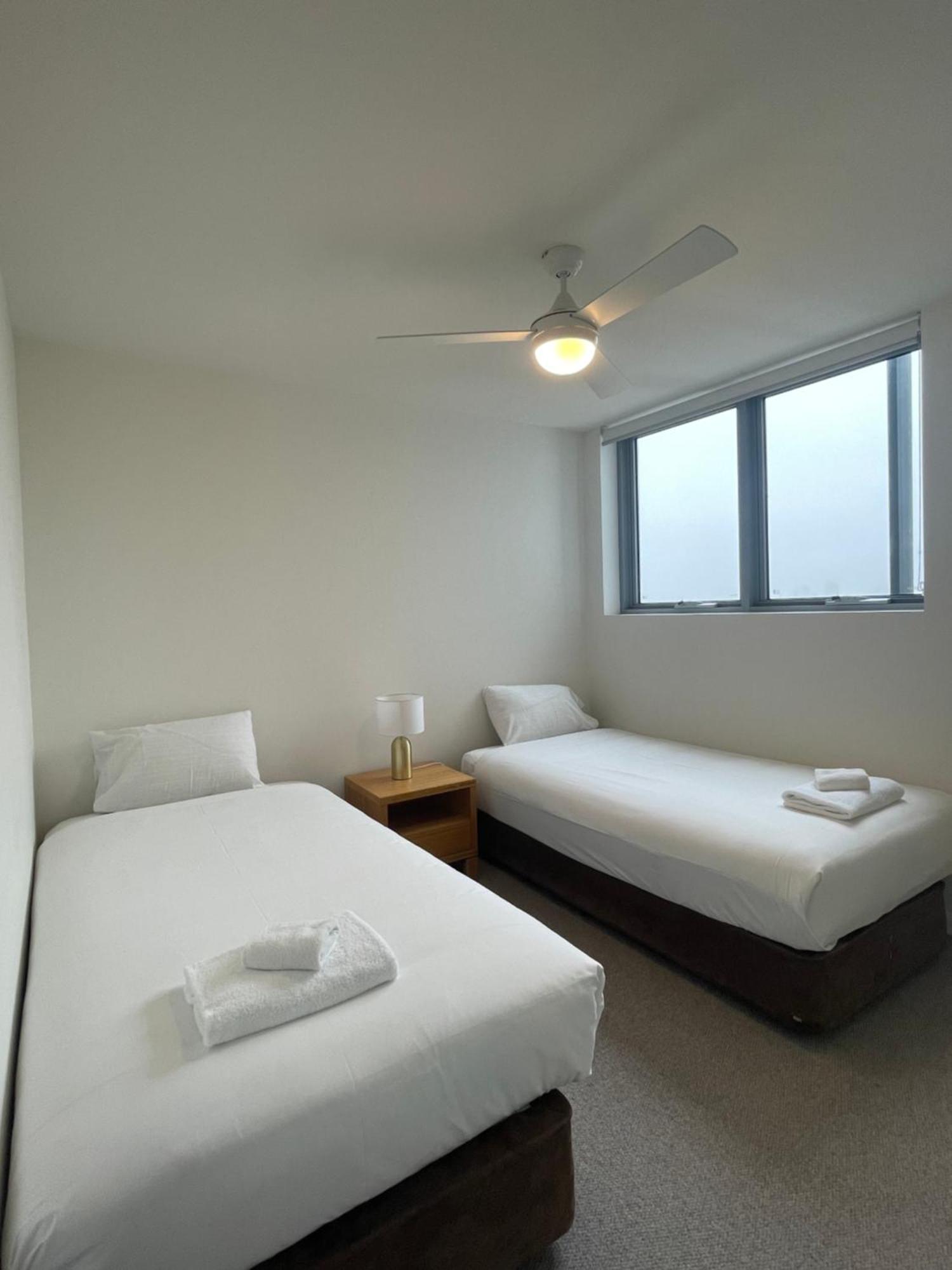 Serenity Surfers Paradise Gold Coast Exterior photo